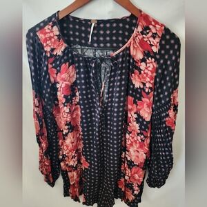 Free People Floral Black and Red Women's Top. Size Small.